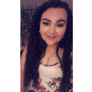 Meet your Posher, Leslie